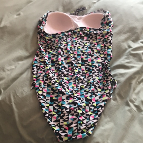 2/$15 Didi Beachwear Geometric 90s Style One Piece Bathing Suit, Size 12 - Picture 8 of 13